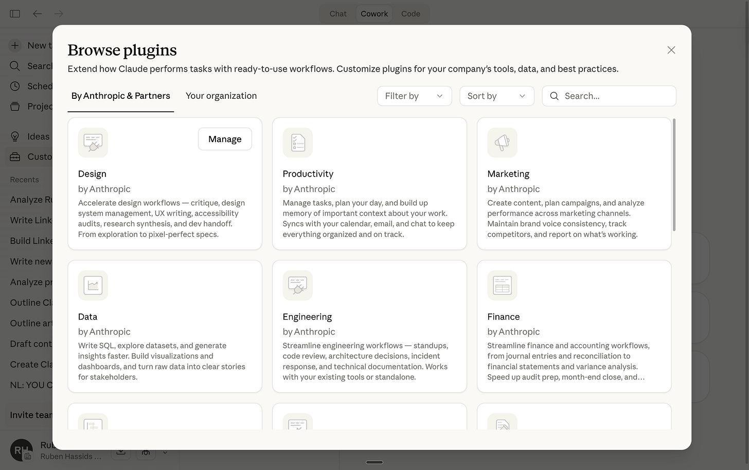 Đường dẫn Customize, Personal plugins, Browse plugins trên ứng dụng desktop của Claude